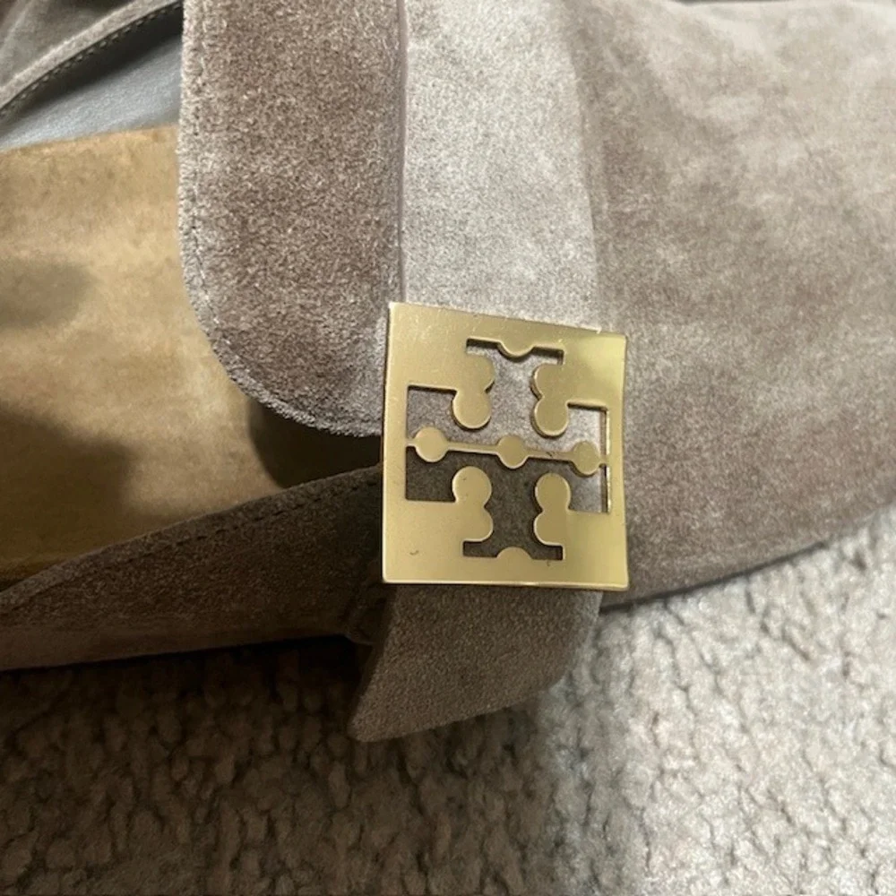 Tory Burch Mellow Mule Suede Gold Logo Buckle Taupe‎ Gray 10